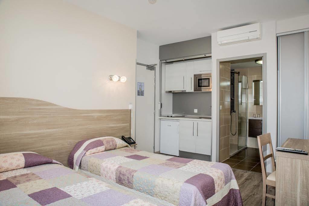 Annexe Hotel De La Gare Hendaye Exterior foto